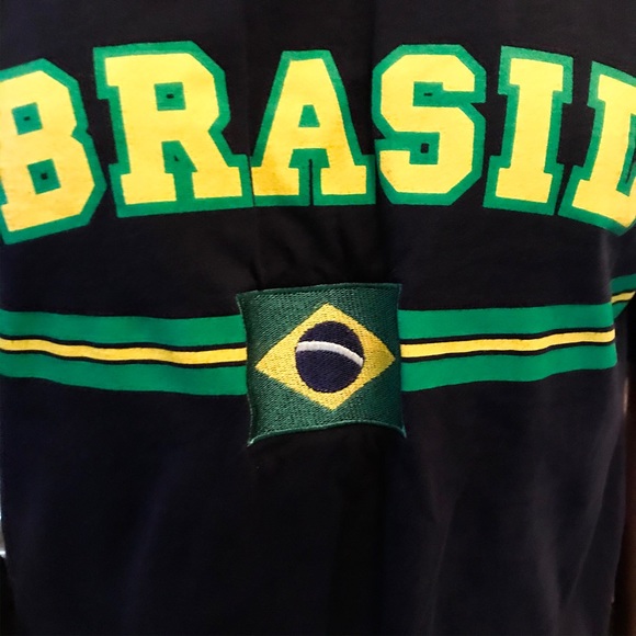 Vintage Embroidered Brazil Tee soccer size large - Picture 5 of 5